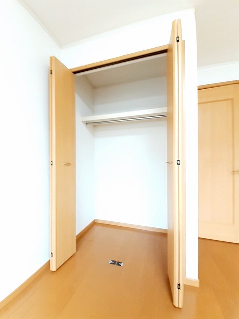 ブローテ・フルカワ その他3