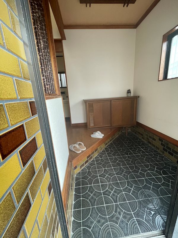 入河一戸建 玄関