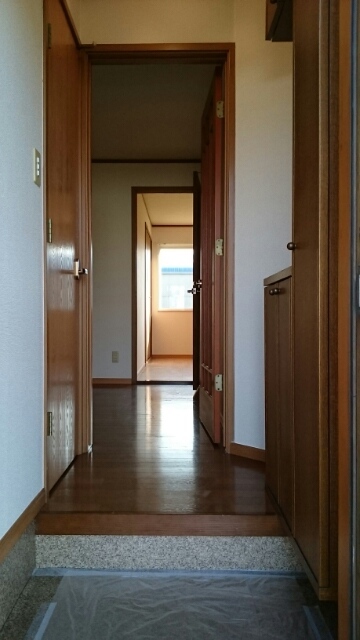 ウゴモリハイツ 玄関