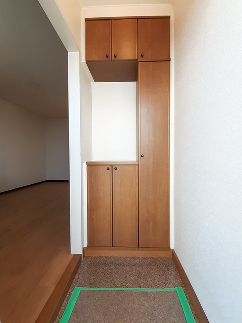 メゾンⅠ 玄関