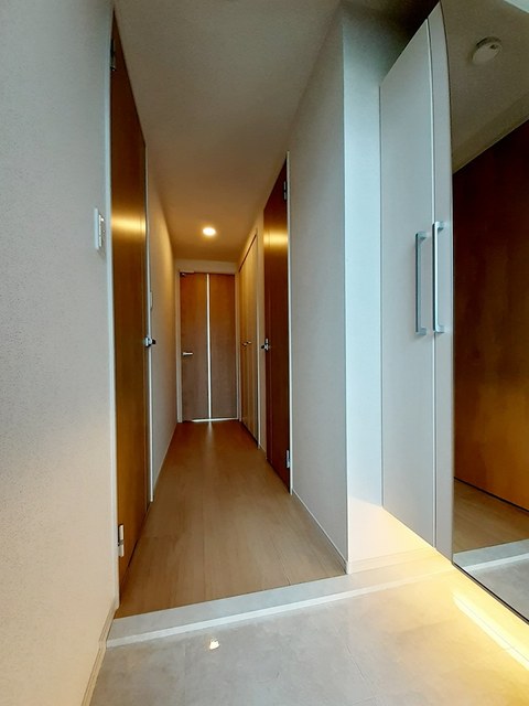 ルーベル中村 玄関