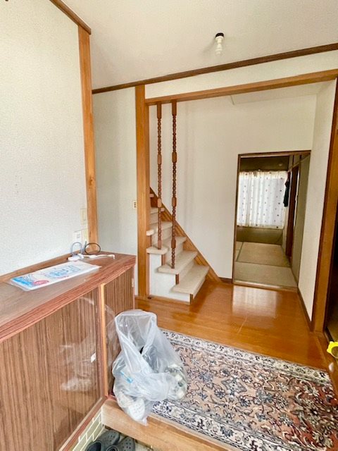 本郷2丁目8-53貸家 玄関