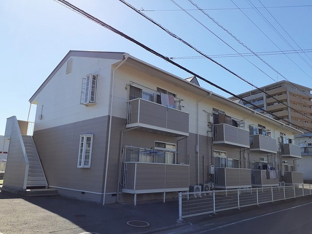 ファミリーハイツ 201号室 外観