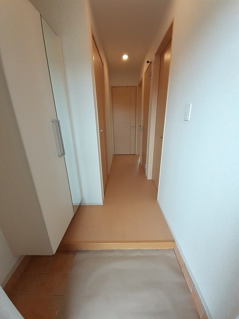 アルコバレーノ 玄関