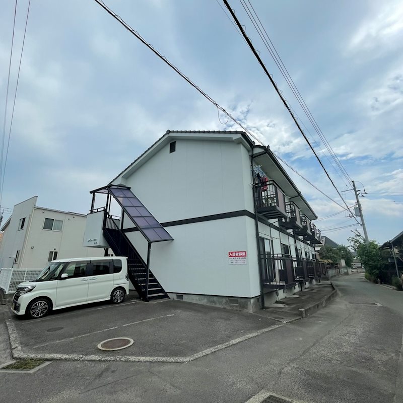 コンフォートブル山本 205号室 外観