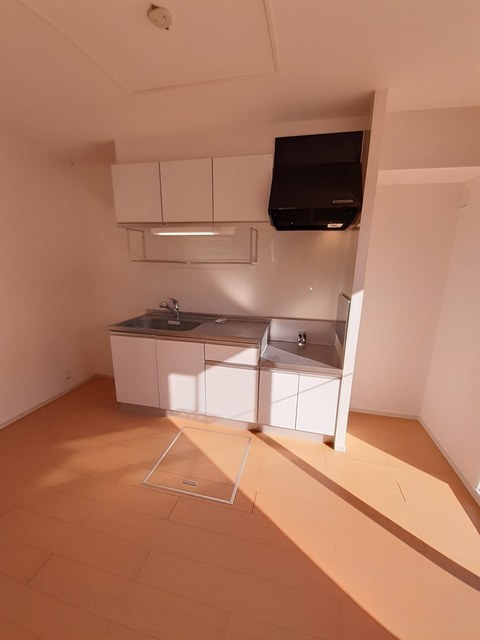 ジュネス・ＳＯＧＯ　Ｃ キッチン