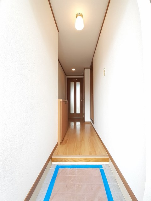 プラシード小坂Ｂ 玄関