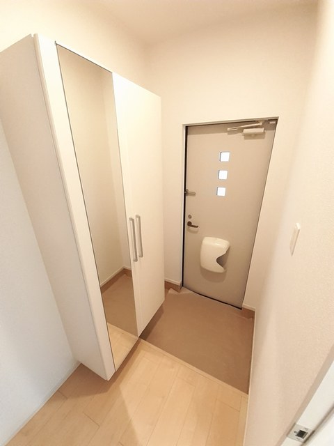 チェルシーテラス 玄関