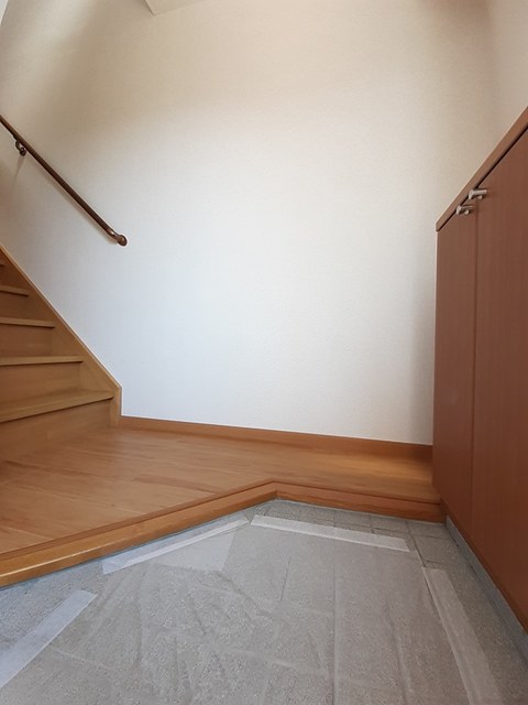 ピープルタウンⅡ 玄関
