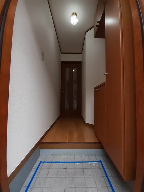 エアポートハイツ 玄関