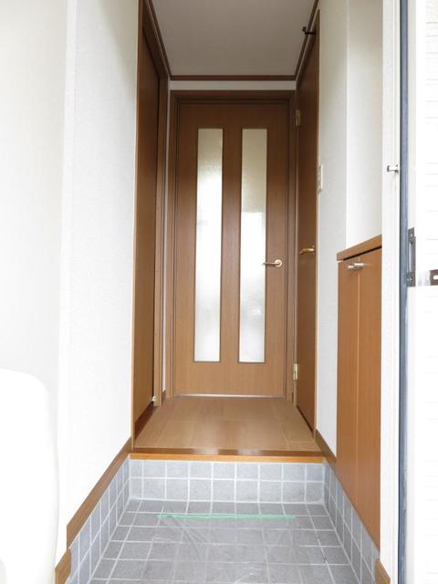 グラス　リバー 玄関