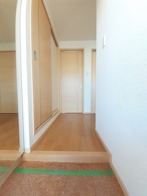 エルディム小栗 玄関