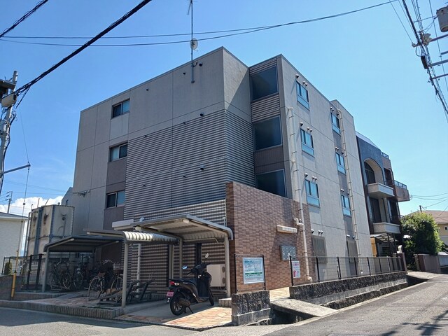 アライブ・スクエア 303号室 外観