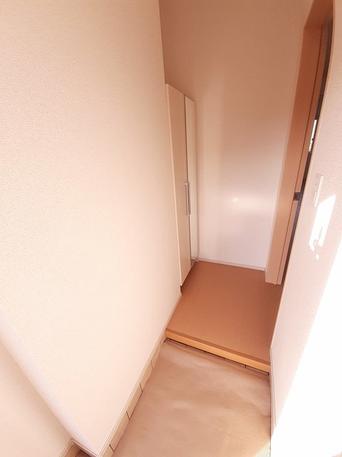 シエロＢ 玄関