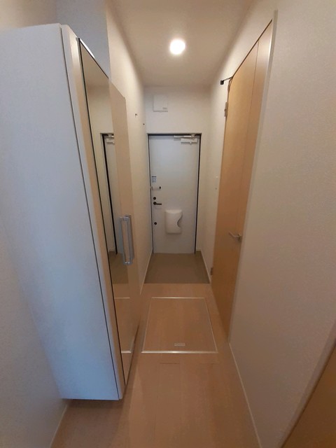 シャトレー 玄関