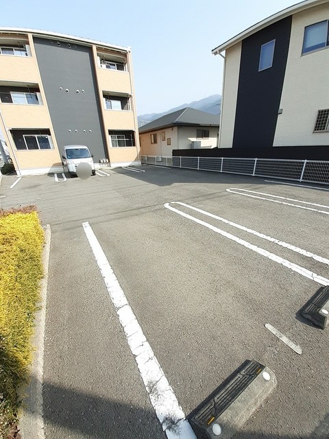 ウージー その他5