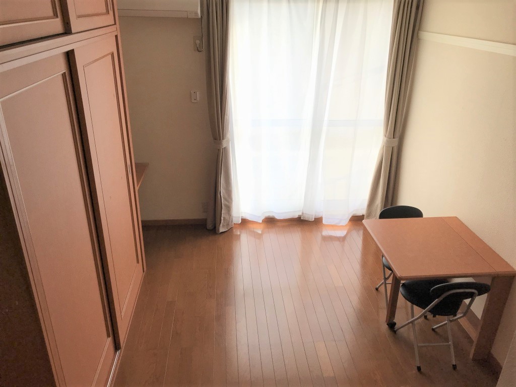 レオパレスエスペランサ２００２ リビング