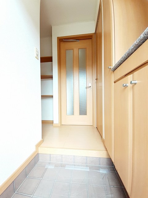 フュテュール 玄関