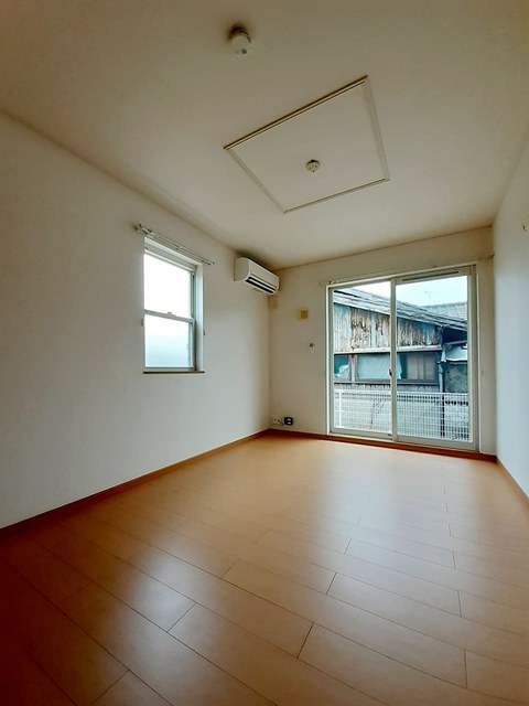 フュテュール リビング