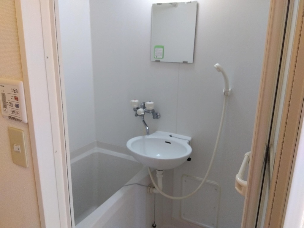 レオパレスＰａｓｔｅｌｌｏ 風呂画像