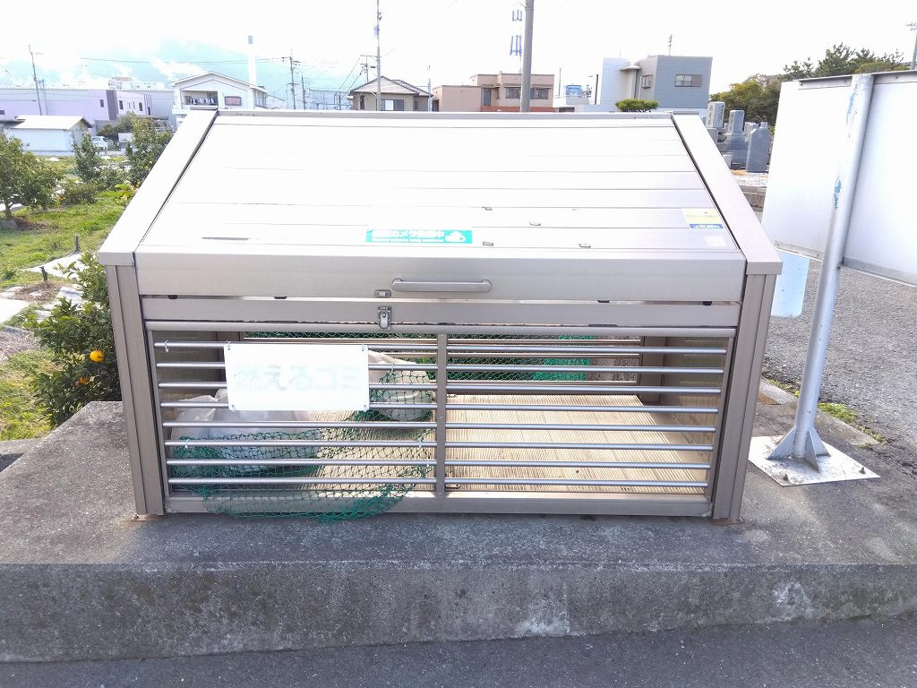 レオパレス川之江中央 その他16