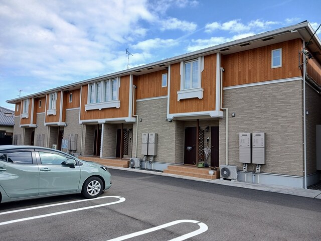 ガーベランスＡ 102号室 外観