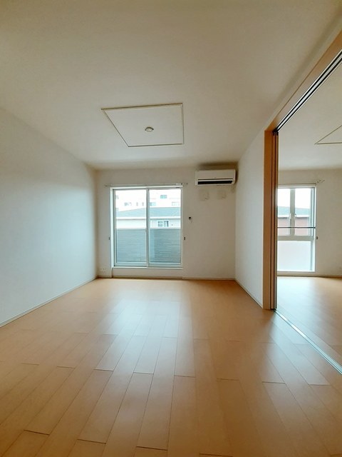 ミルト近見　Ⅱ リビング