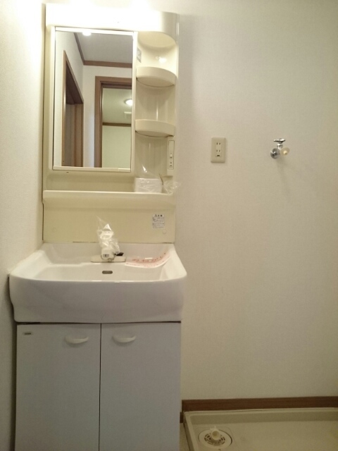 アヴェニュー・馬越 その他4