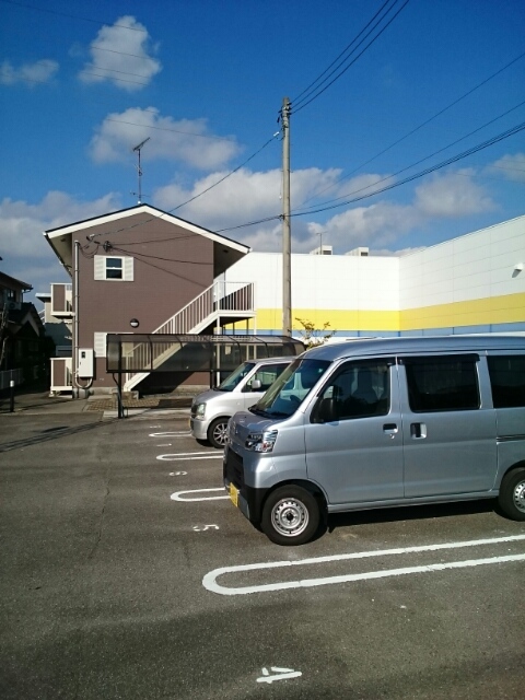 アヴェニュー・馬越 その他6