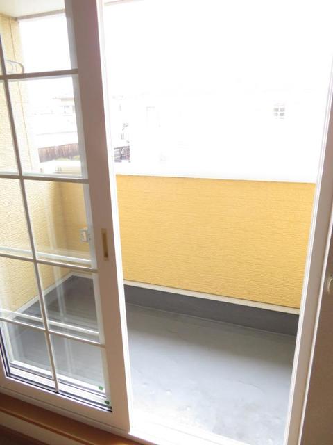 ジョーヌ　セレーサ　Ａ ベランダ