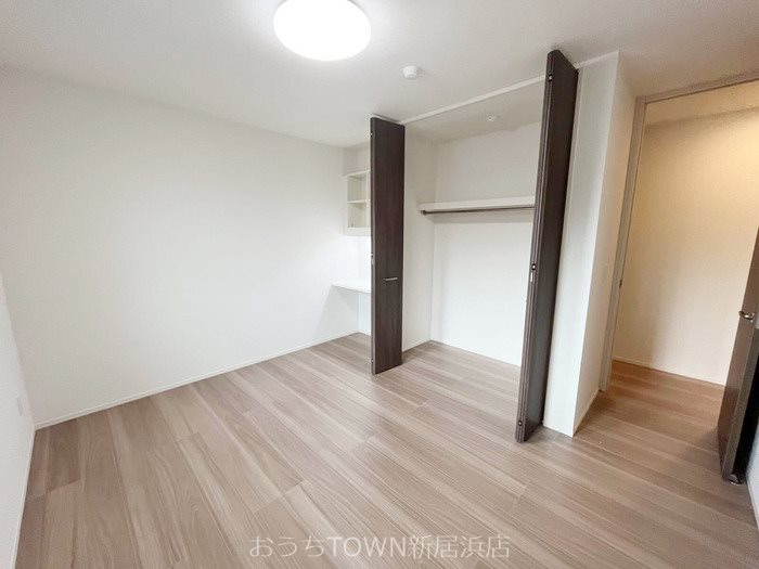 D-room Raffine ベッドルーム