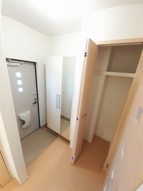 ヴィラ・ソレイユⅡＢ 玄関