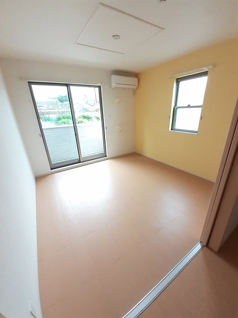 ヴィラ・ソレイユⅡＢ リビング