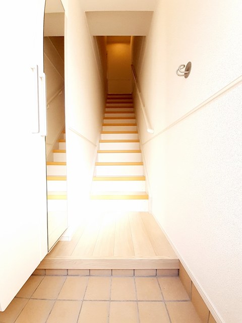 ヴィラ空港通 玄関