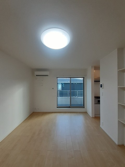 シャンパーニュ・アベニュー　Ｆ リビング