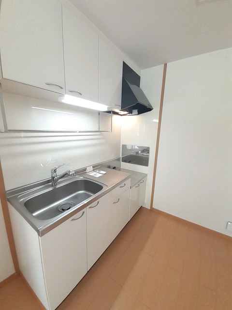 グラン・すずかぜの丘Ａ キッチン