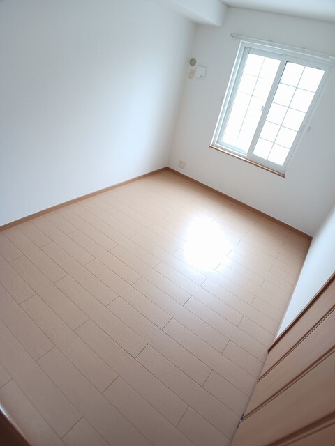 プリムローズ　泉宮　Ａ ベッドルーム