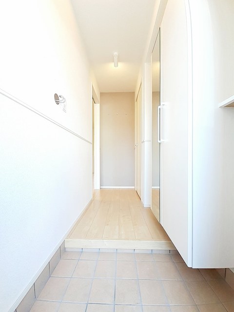 クラール東村　Ｉ 玄関