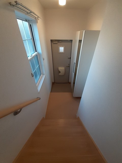 ア・ラ・モード　ヴィラ　Ａ 玄関