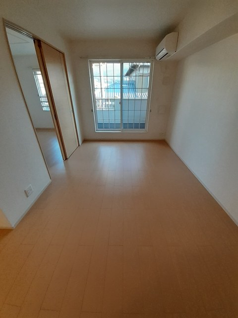 ア・ラ・モード　ヴィラ　Ａ リビング