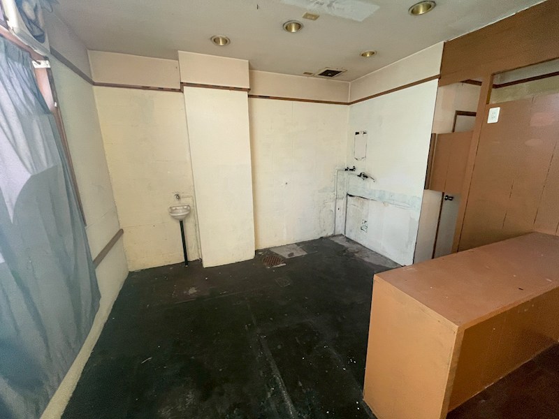 岡山ビル　テナント キッチン