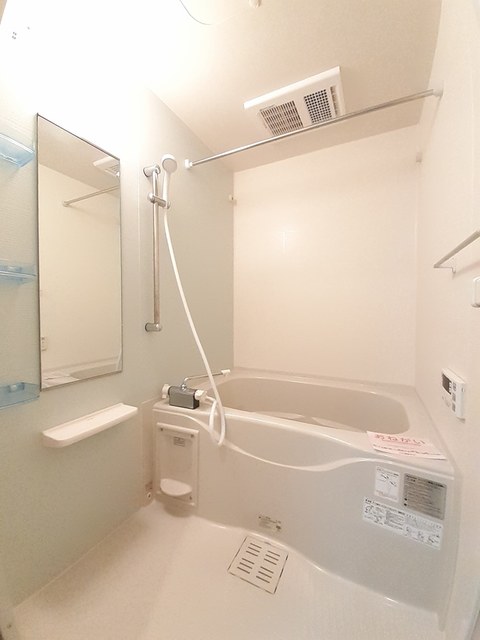 アプレザンレーヴ 風呂画像