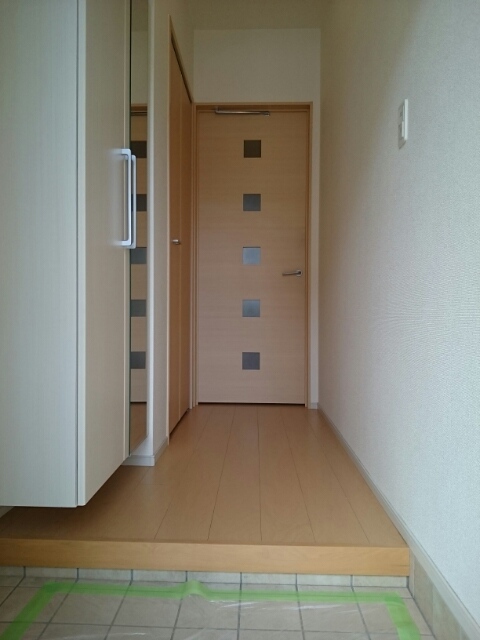 ブルージュ　Ａ 玄関