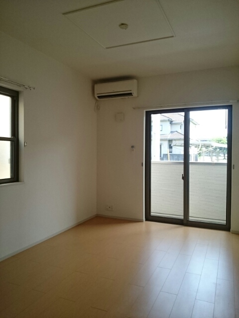 ブルージュ　Ａ リビング