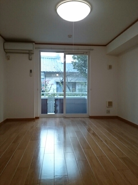 ミルト・ミッテⅢ リビング