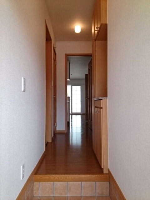 クレセントピュア 玄関