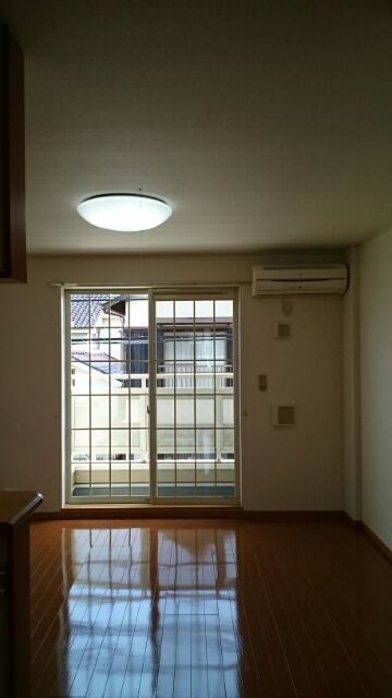 リヴァーパークⅡ　Ａ リビング