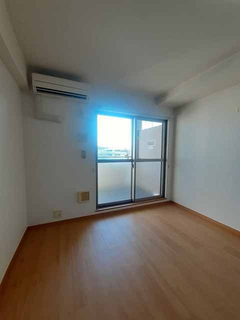 ヴィヴァーチェ東石井 リビング