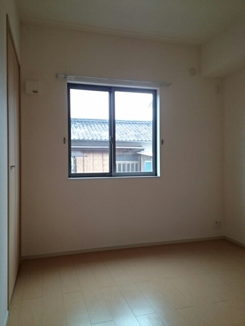 プリムローズ桜Ⅱ ベッドルーム