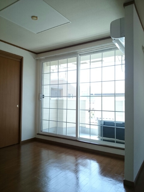 アグレブル北吉田 リビング